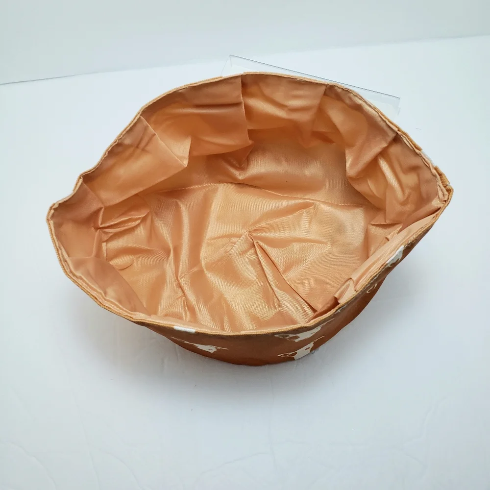 Aimee Wilder Foldable Portable Pet Bowl Orange Caramel 48oz